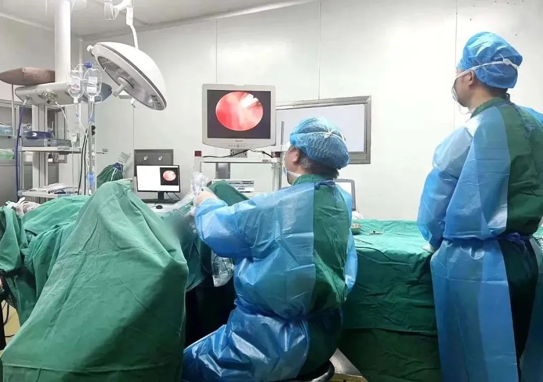 四川结石病医院瑞梦前列腺热蒸汽消融手术突破100例!(图1) 四川结石病医院瑞梦前列腺热蒸汽消融手术突破100例!(图1)