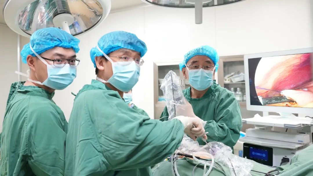 四川结石病医院:2024年青少年儿童胆结石防治大讲堂圆满成功,护航暑期取石潮!(图8) 四川结石病医院:2024年青少年儿童胆结石防治大讲堂圆满成功,护航暑期取石潮!(图8)