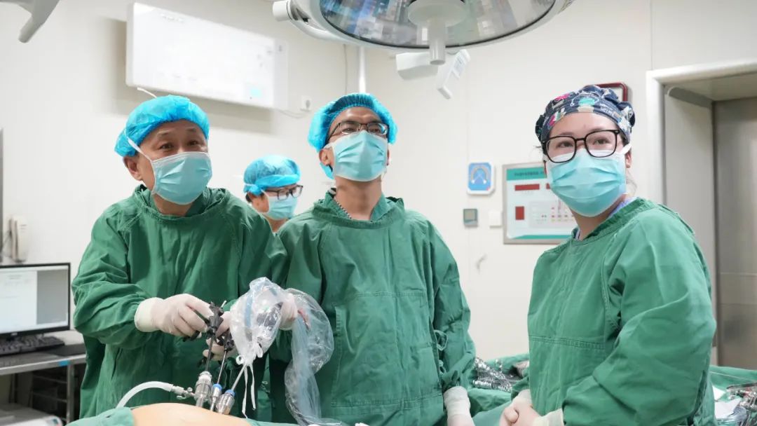 四川结石病医院:2024年青少年儿童胆结石防治大讲堂圆满成功,护航暑期取石潮!(图9) 四川结石病医院:2024年青少年儿童胆结石防治大讲堂圆满成功,护航暑期取石潮!(图9)