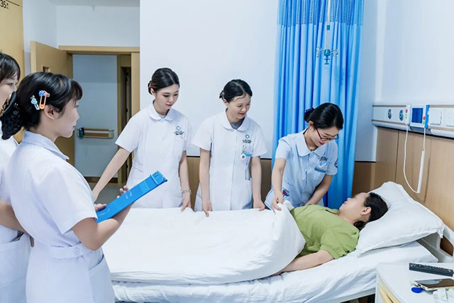 喜讯！四川结石病医院加入护理专科联盟，省级护理标准护航百姓健康(图4)